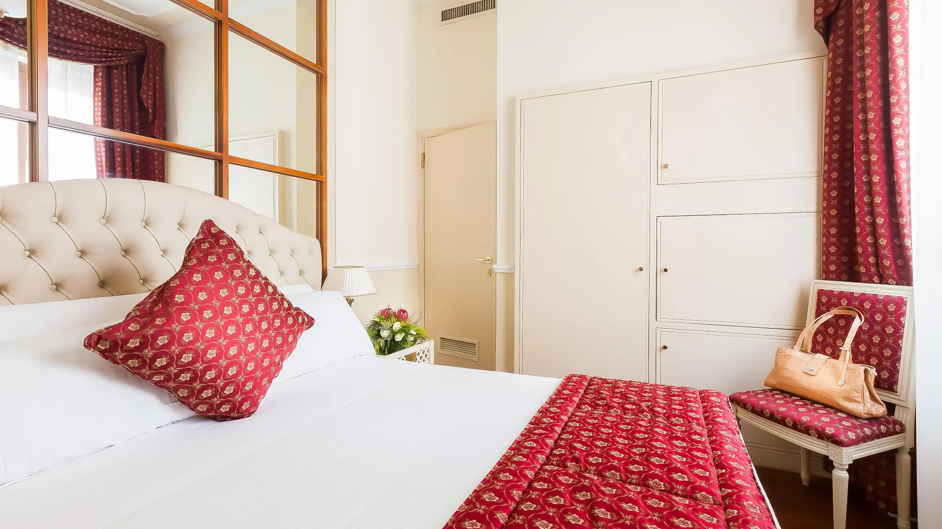Radisson Blu Ghr Rome Hotel 4*,