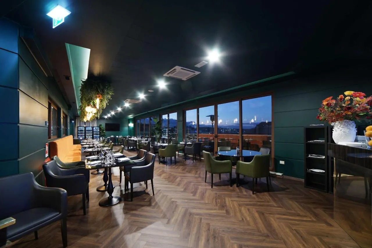 Hotel Radisson Blu Ghr Rzym