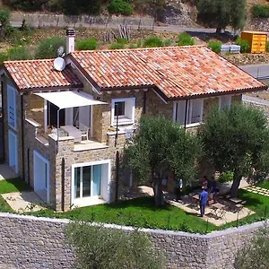 Aurivu Vakantieboerderij Vallebona