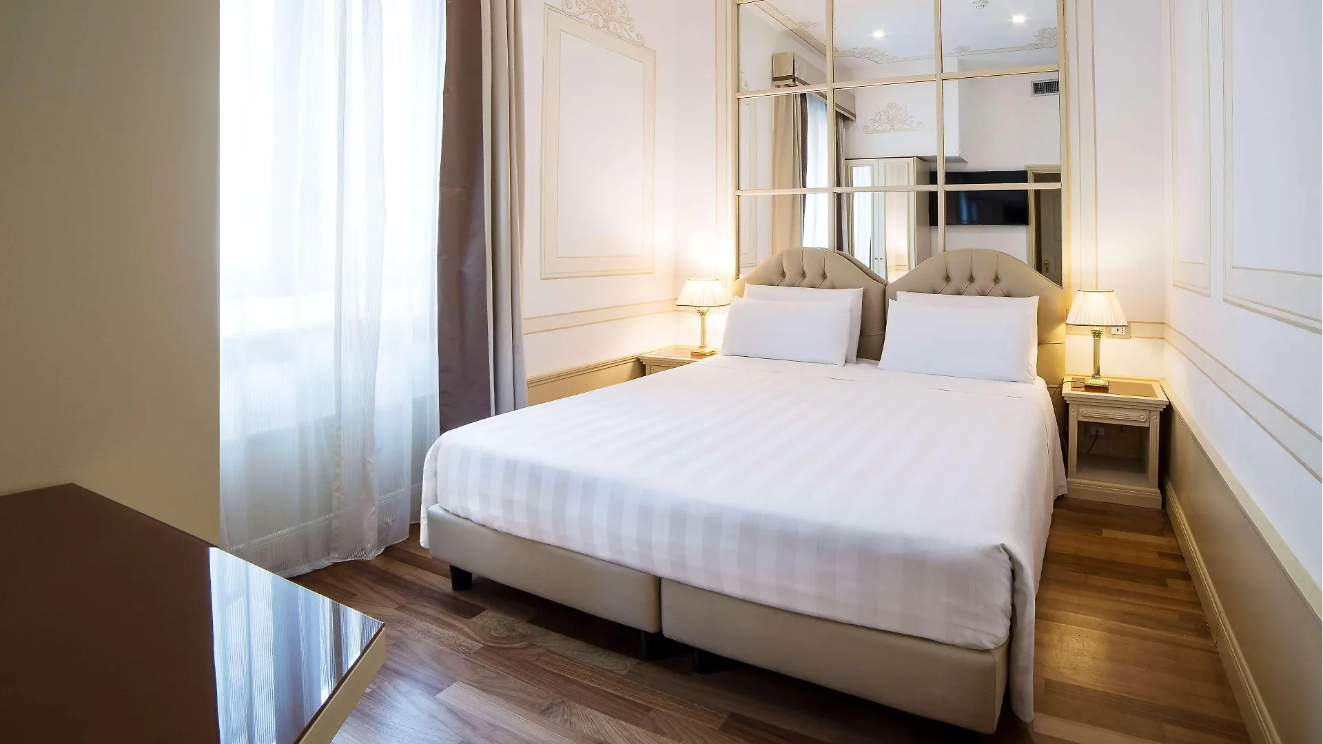 Отель Radisson Blu Ghr Рим