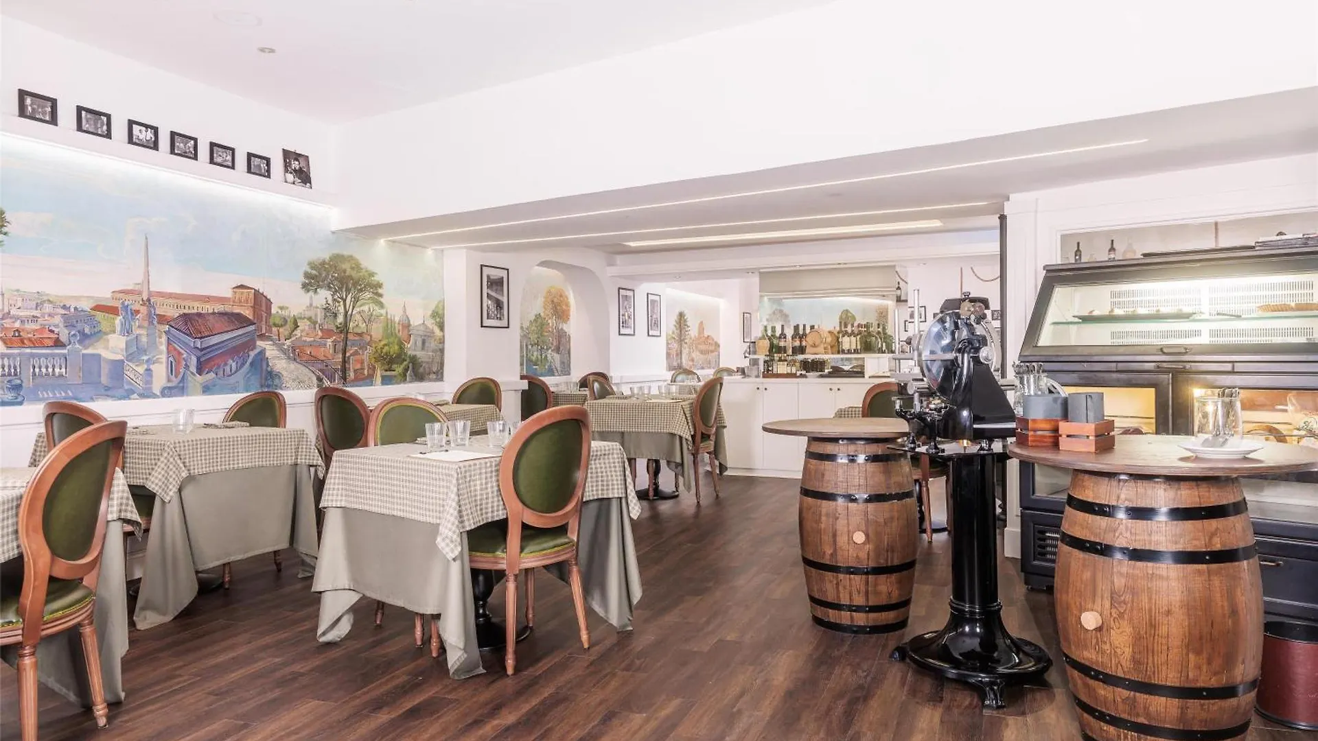 Hotel Radisson Blu Ghr Roma 4*,  Italia